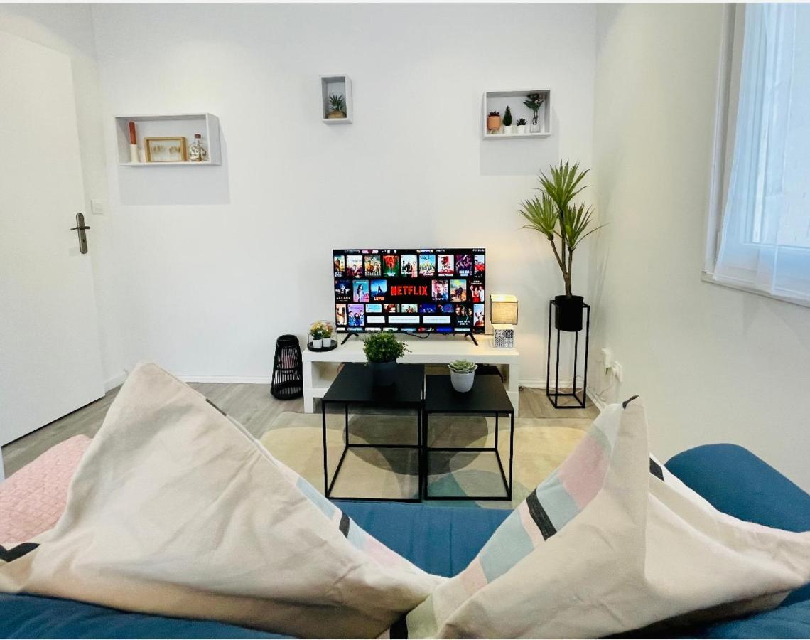 Cosy Sablons Apartment *